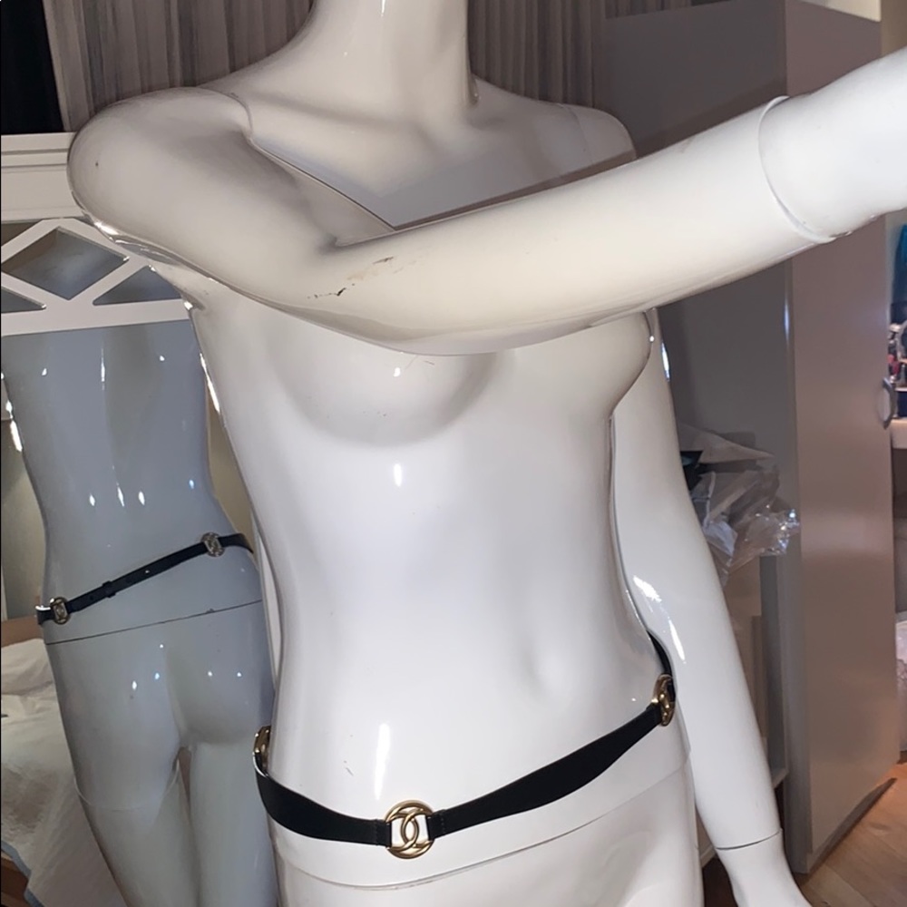 Authentic Chanel brand new with tags 4 CC buckles belt. Smart all over design.